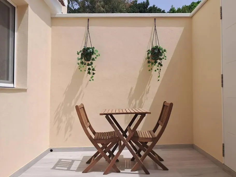 Nueva Almeria Beach & Chill 0*,  Španělsko